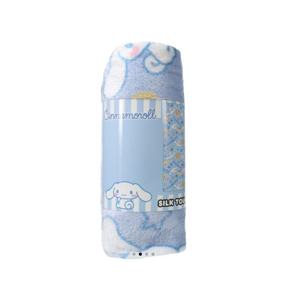 NEW! Cinnamoroll Silk Touch Blanket 40in x 50in! Style B - Picture 4 of 4